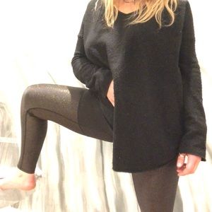 Sparkle & blk yoga/workout pants designed in LA